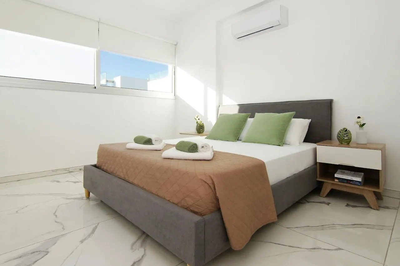 Villa Violanta Ayia Napa 0*,  Kypr